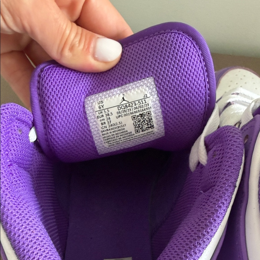 Boy, Jordan ones Purple and White Sneakers - Picture 5 of 7